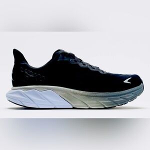 EUC Hoka Arahi 6 Training Shoes in Black/White/Gray | Womens Size 10.5B